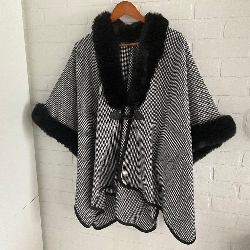 Houndstooth Faux Fur Black and White Cape Poncho